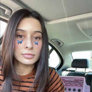 Meet your Posher, Samantha